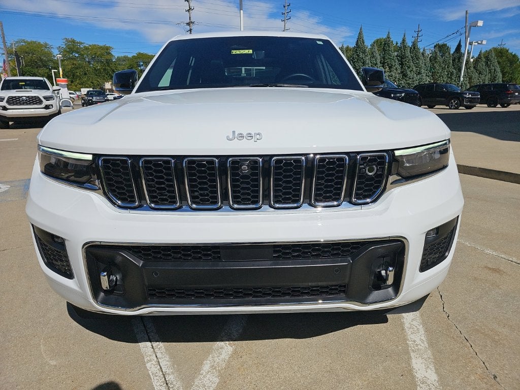 2025 Jeep Grand Cherokee Overland 4x4