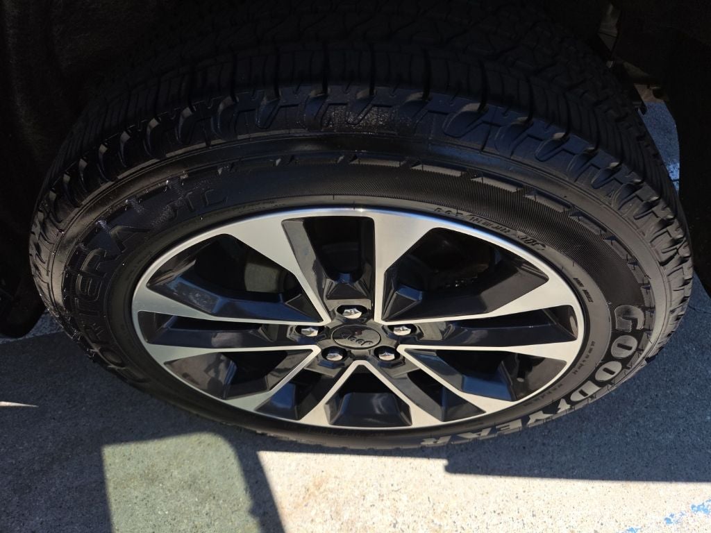 2023 Jeep Grand Cherokee Overland 4x4