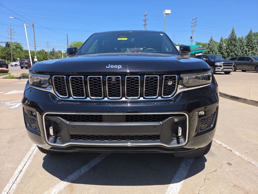 2023 Jeep Grand Cherokee Overland 4x4