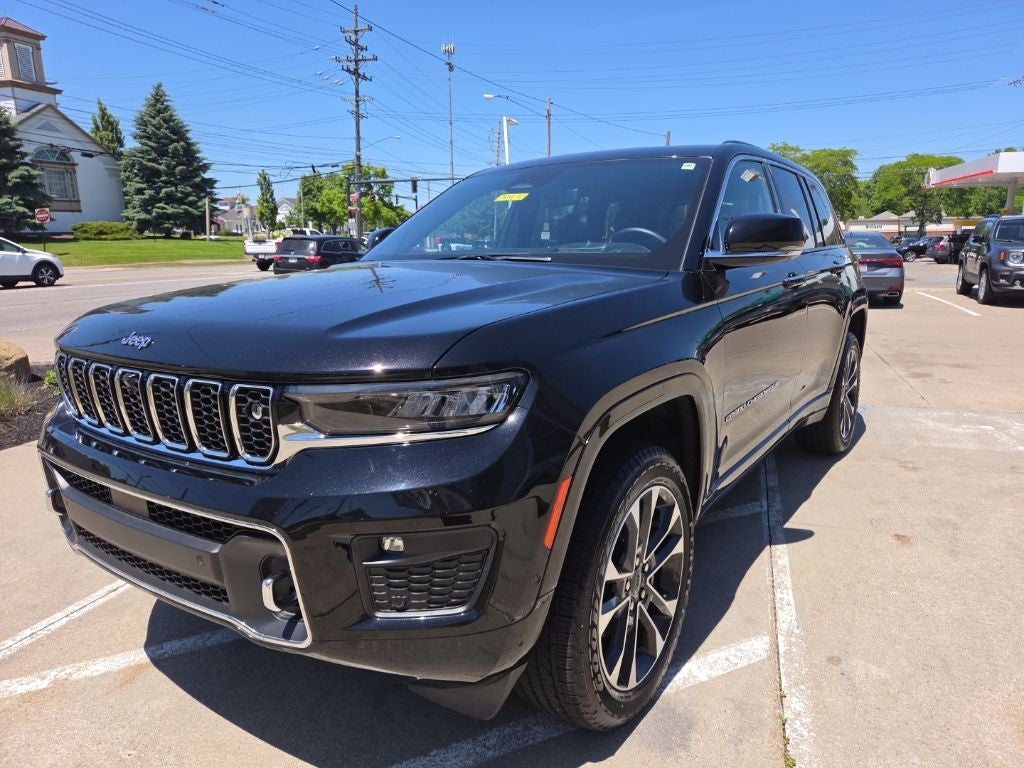 2023 Jeep Grand Cherokee Overland 4x4