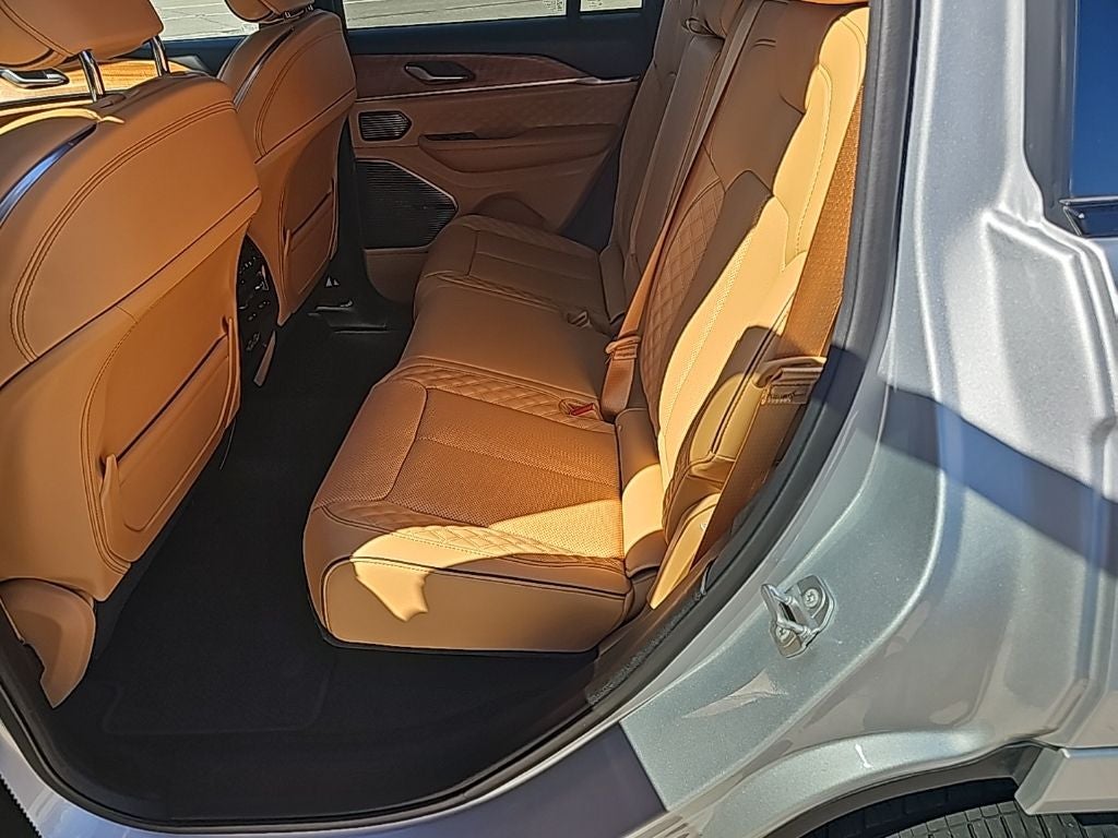 2025 Jeep Grand Cherokee Summit Reserve 4x4