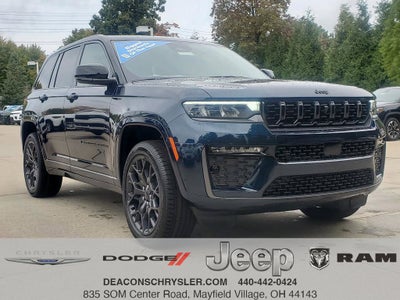 2027 Jeep Grand Cherokee GRAND CHEROKEE SUMMIT 4X4