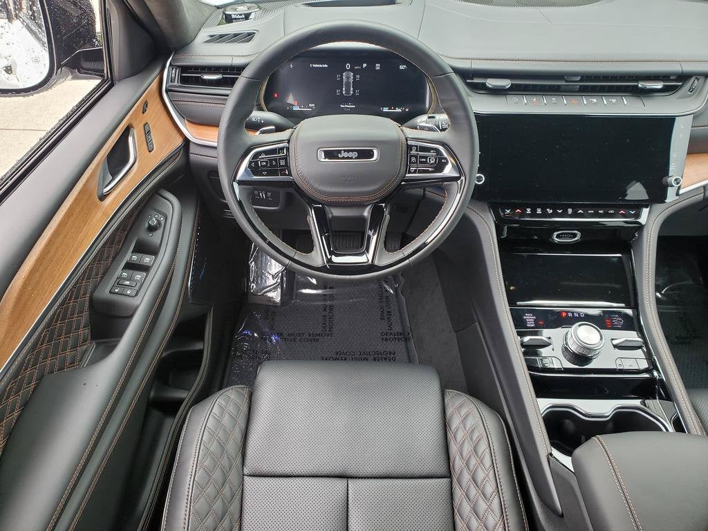 2027 Jeep Grand Cherokee GRAND CHEROKEE SUMMIT 4X4