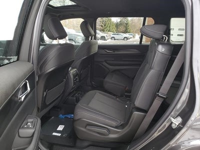 2025 Jeep Grand Cherokee GRAND CHEROKEE L LAREDO X 4X4