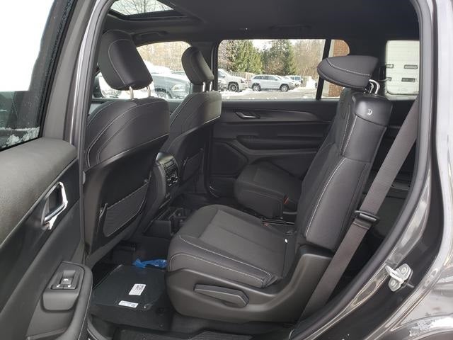 2025 Jeep Grand Cherokee GRAND CHEROKEE L LAREDO X 4X4