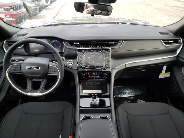 2025 Jeep Grand Cherokee GRAND CHEROKEE L LAREDO X 4X4