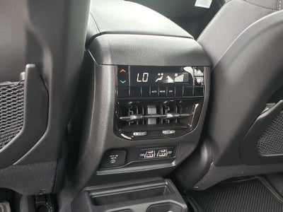 2026 Jeep Grand Cherokee GRAND CHEROKEE L LAREDO X 4X4