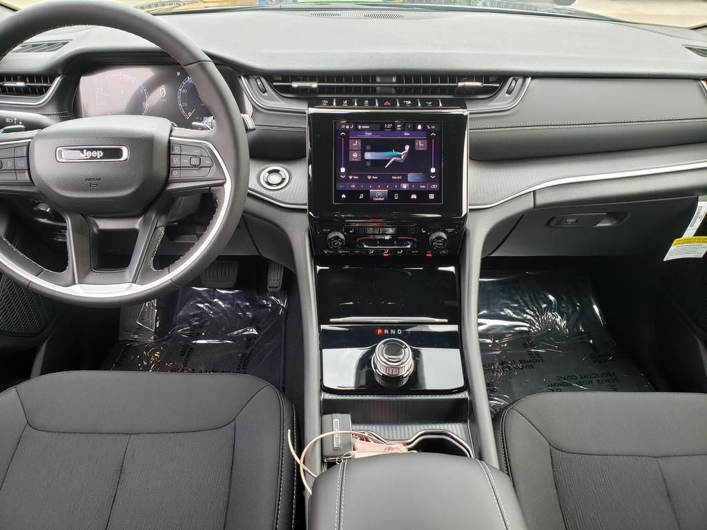 2026 Jeep Grand Cherokee GRAND CHEROKEE L LAREDO X 4X4