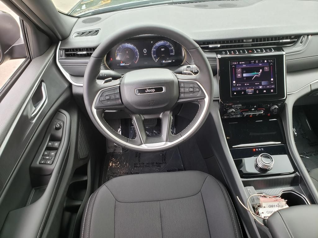 2026 Jeep Grand Cherokee GRAND CHEROKEE L LAREDO X 4X4