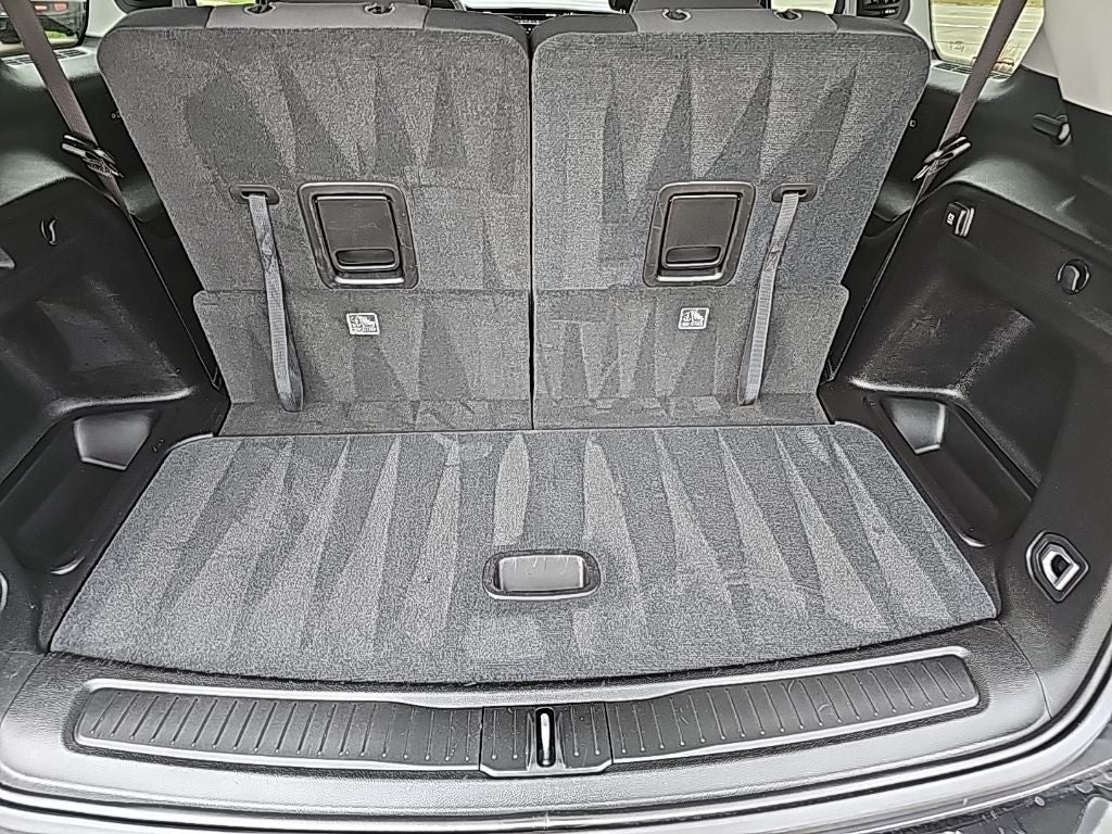 2023 Jeep Grand Cherokee L Laredo 4x4