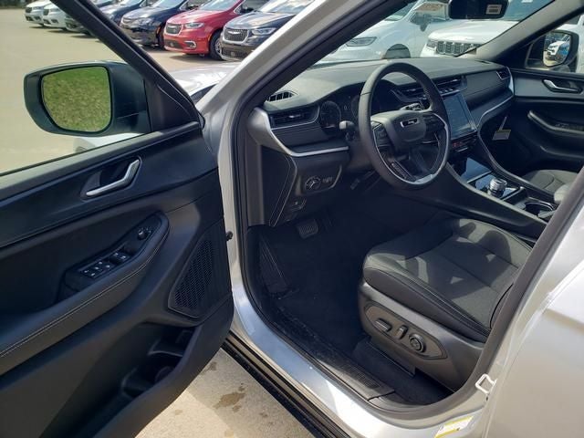 2026 Jeep Grand Cherokee GRAND CHEROKEE L LAREDO X 4X4