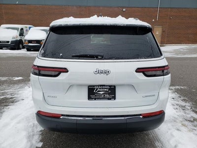 2025 Jeep Grand Cherokee GRAND CHEROKEE L LAREDO X 4X4