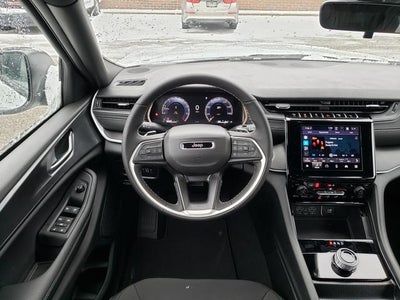 2025 Jeep Grand Cherokee GRAND CHEROKEE L LAREDO X 4X4