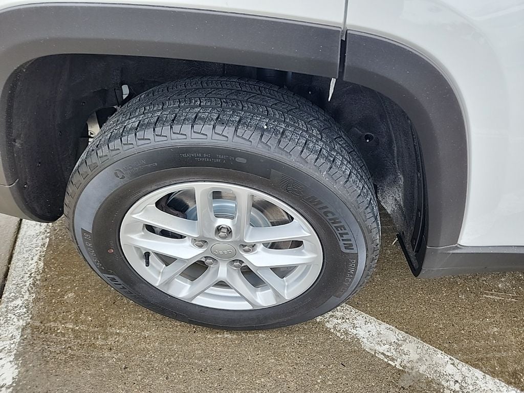 2023 Jeep Grand Cherokee L Laredo