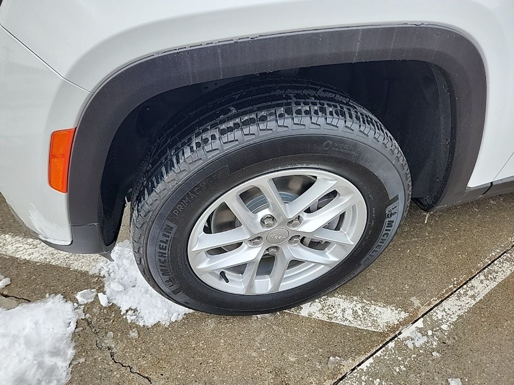 2023 Jeep Grand Cherokee L Laredo