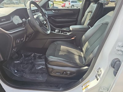 2025 Jeep Grand Cherokee L Altitude X 4x4