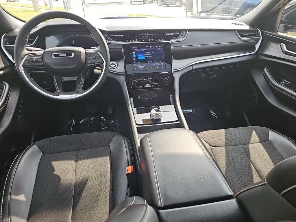 2025 Jeep Grand Cherokee L Altitude X 4x4