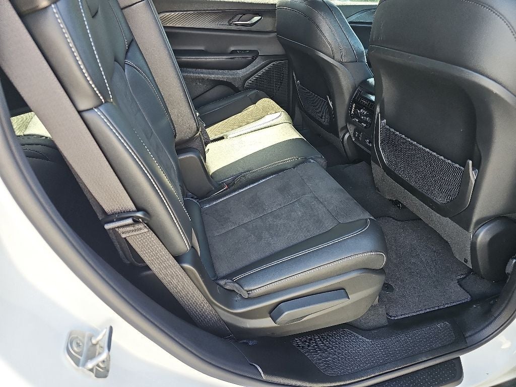 2024 Jeep Grand Cherokee L Altitude X 4x4