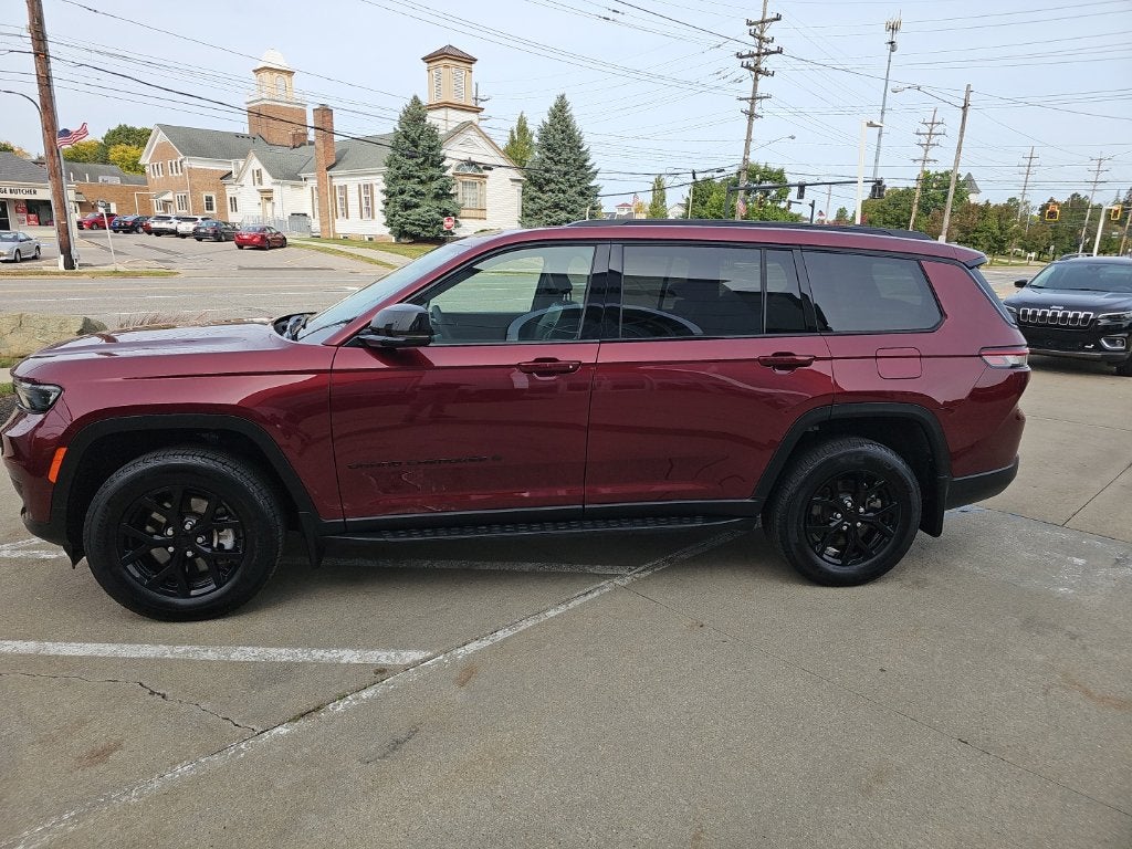 2025 Jeep Grand Cherokee L Altitude X 4x4