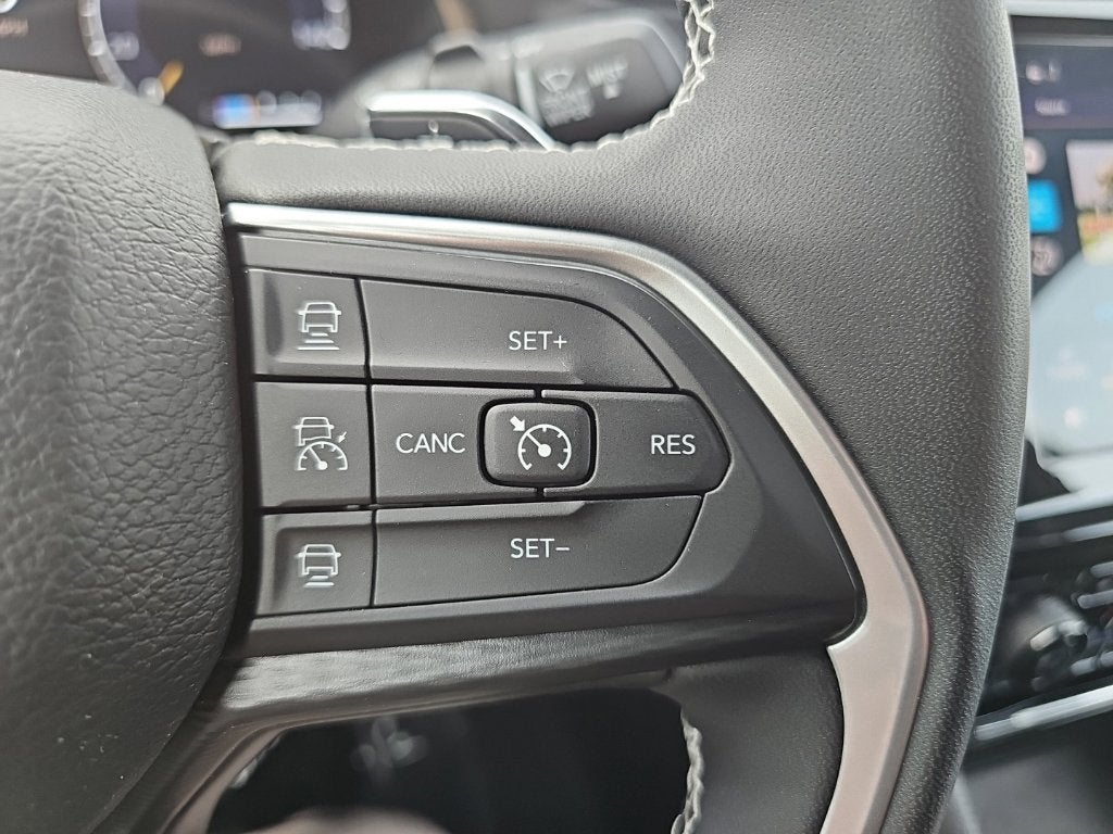 2025 Jeep Grand Cherokee L Altitude X 4x4