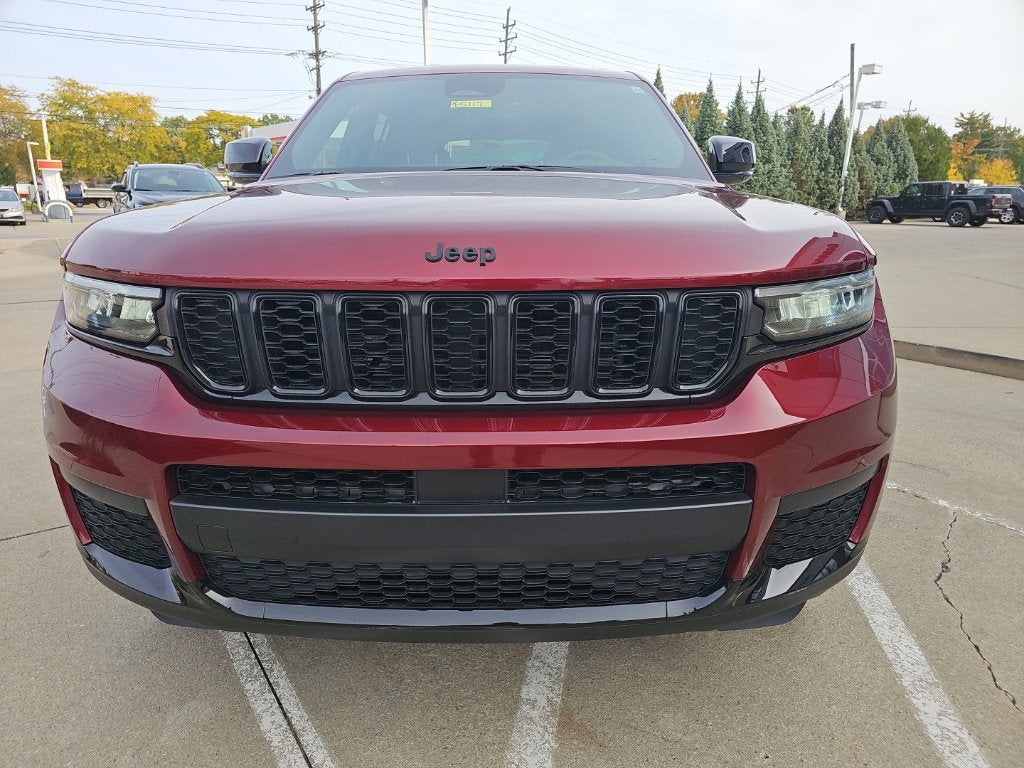 2025 Jeep Grand Cherokee L Altitude X 4x4