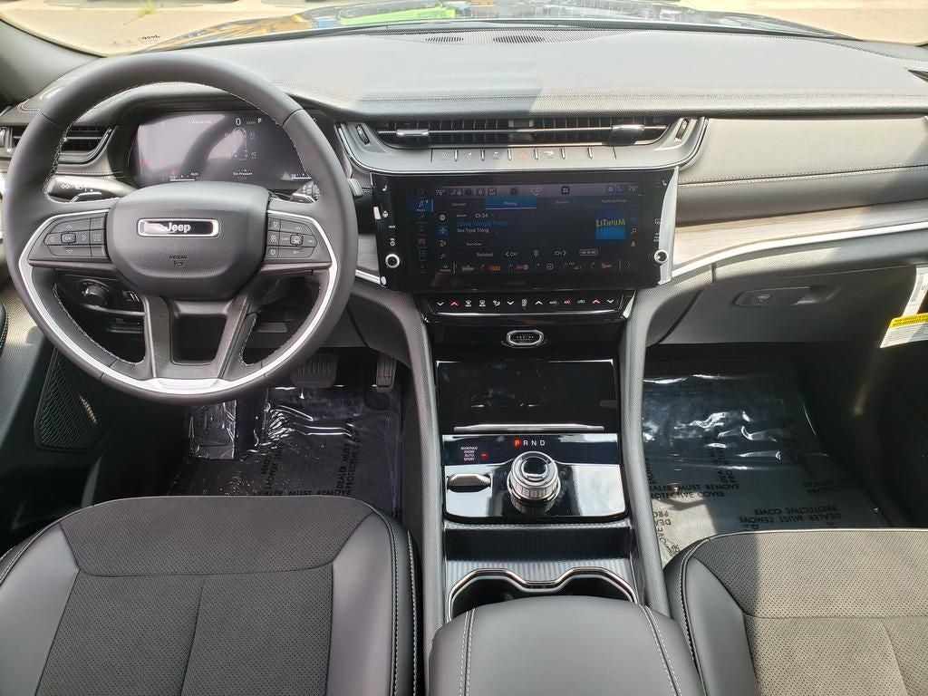 2026 Jeep Grand Cherokee GRAND CHEROKEE L LAREDO ALTITUDE 4X4