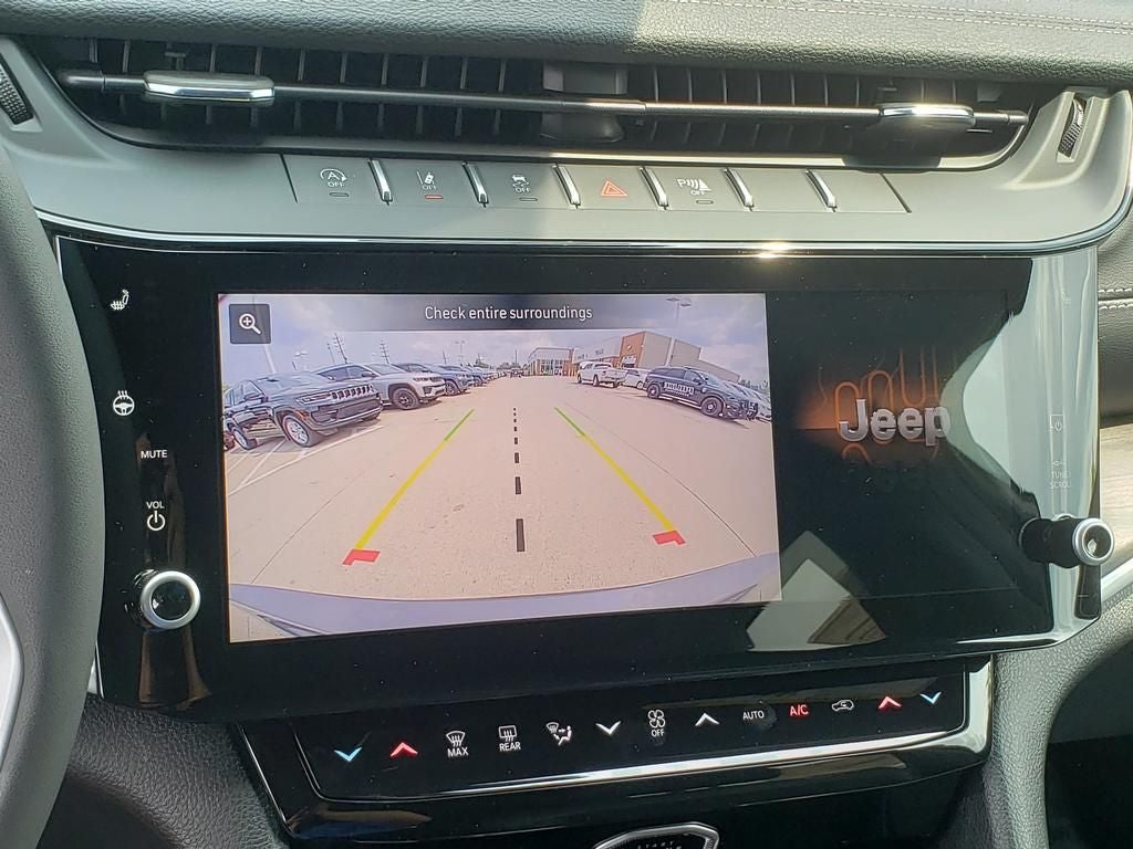 2026 Jeep Grand Cherokee GRAND CHEROKEE L LAREDO ALTITUDE 4X4