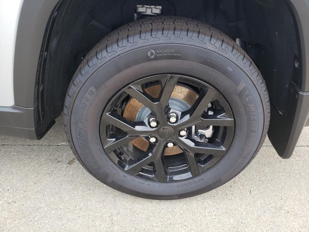 2026 Jeep Grand Cherokee GRAND CHEROKEE L LAREDO ALTITUDE 4X4