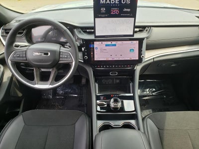 2026 Jeep Grand Cherokee GRAND CHEROKEE L LAREDO ALTITUDE 4X4