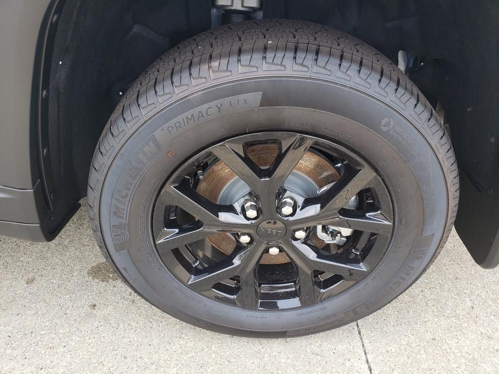 2026 Jeep Grand Cherokee GRAND CHEROKEE L LAREDO ALTITUDE 4X4
