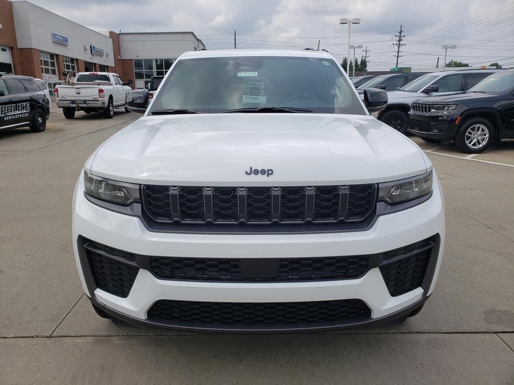 2026 Jeep Grand Cherokee GRAND CHEROKEE L LAREDO ALTITUDE 4X4