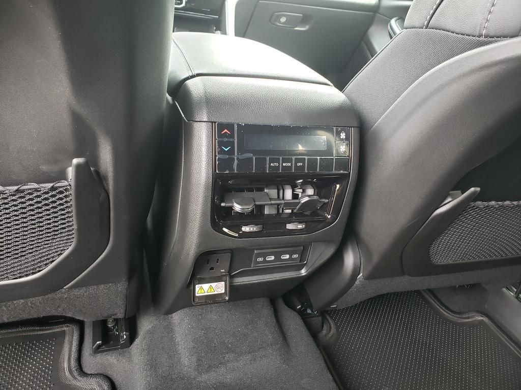2026 Jeep Grand Cherokee GRAND CHEROKEE L LAREDO ALTITUDE 4X4