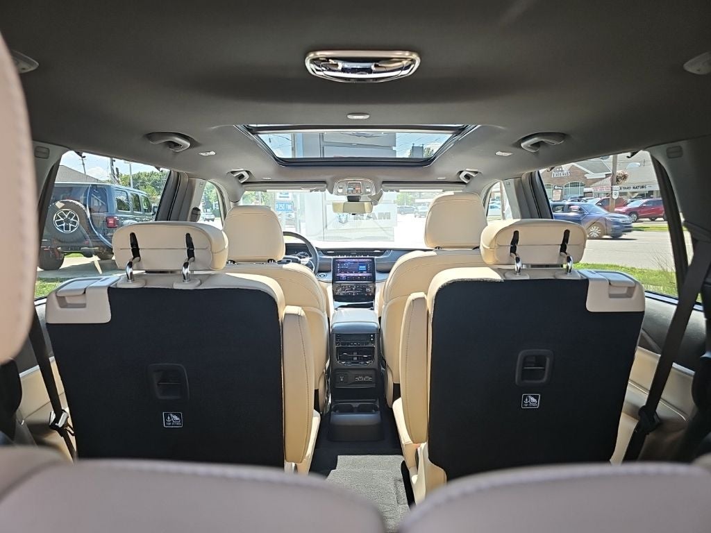 2025 Jeep Grand Cherokee L Limited 4x4