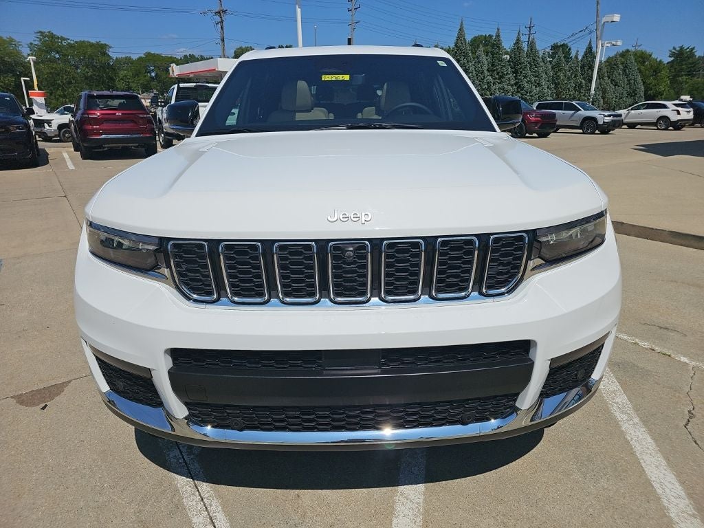 2025 Jeep Grand Cherokee L Limited 4x4