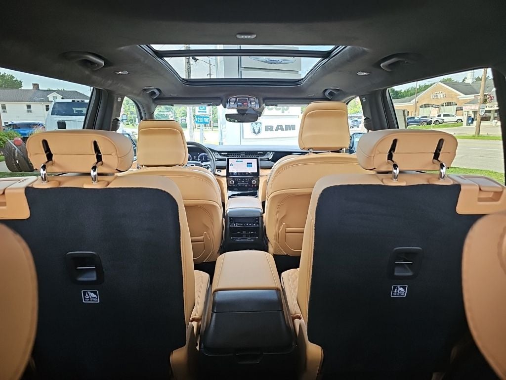 2024 Jeep Grand Cherokee L Summit Reserve 4x4