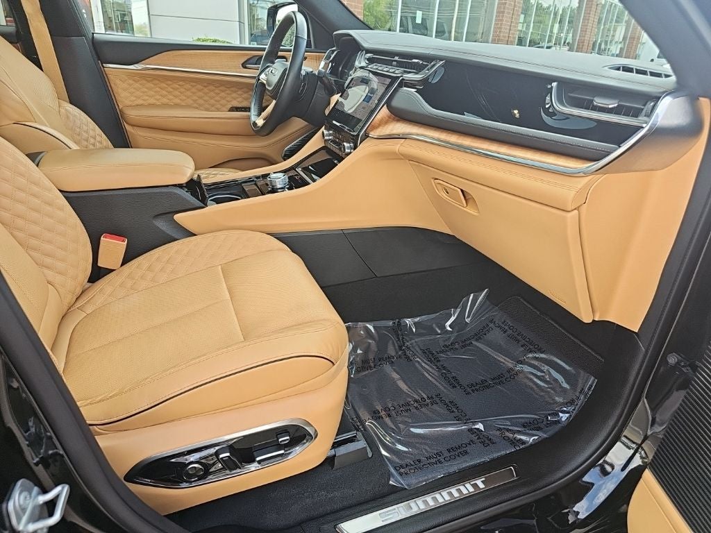 2024 Jeep Grand Cherokee L Summit Reserve 4x4