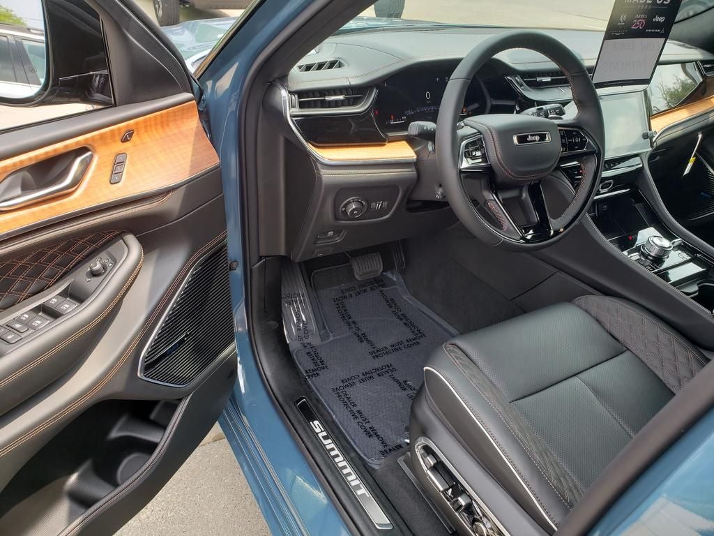 2026 Jeep Grand Cherokee GRAND CHEROKEE L SUMMIT 4X4