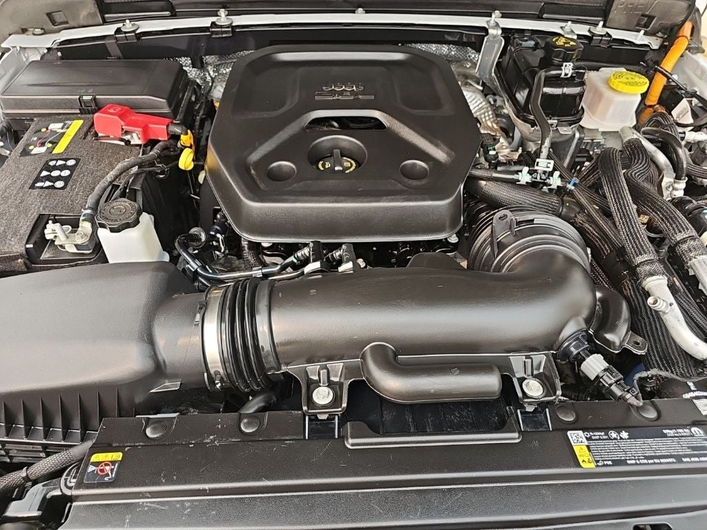 2025 Jeep Wrangler 4xe Sahara 4xe