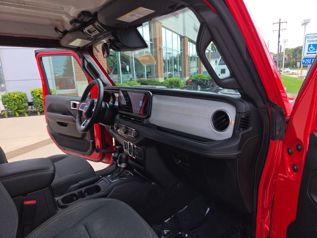 2025 Jeep Wrangler 4xe Sahara 4xe