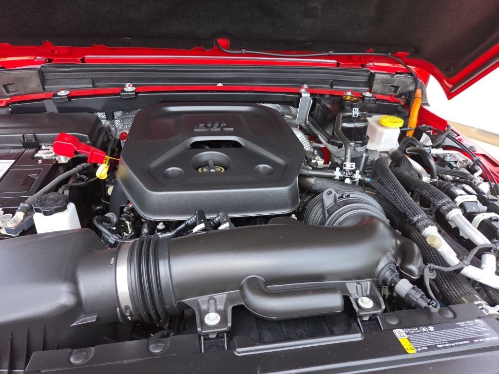 2025 Jeep Wrangler 4xe Sahara 4xe