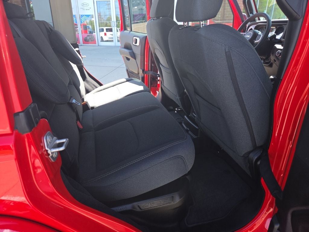 2025 Jeep Wrangler 4xe Sahara 4xe