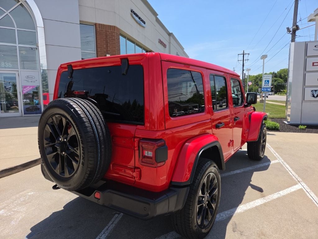 2025 Jeep Wrangler Sahara 4xe