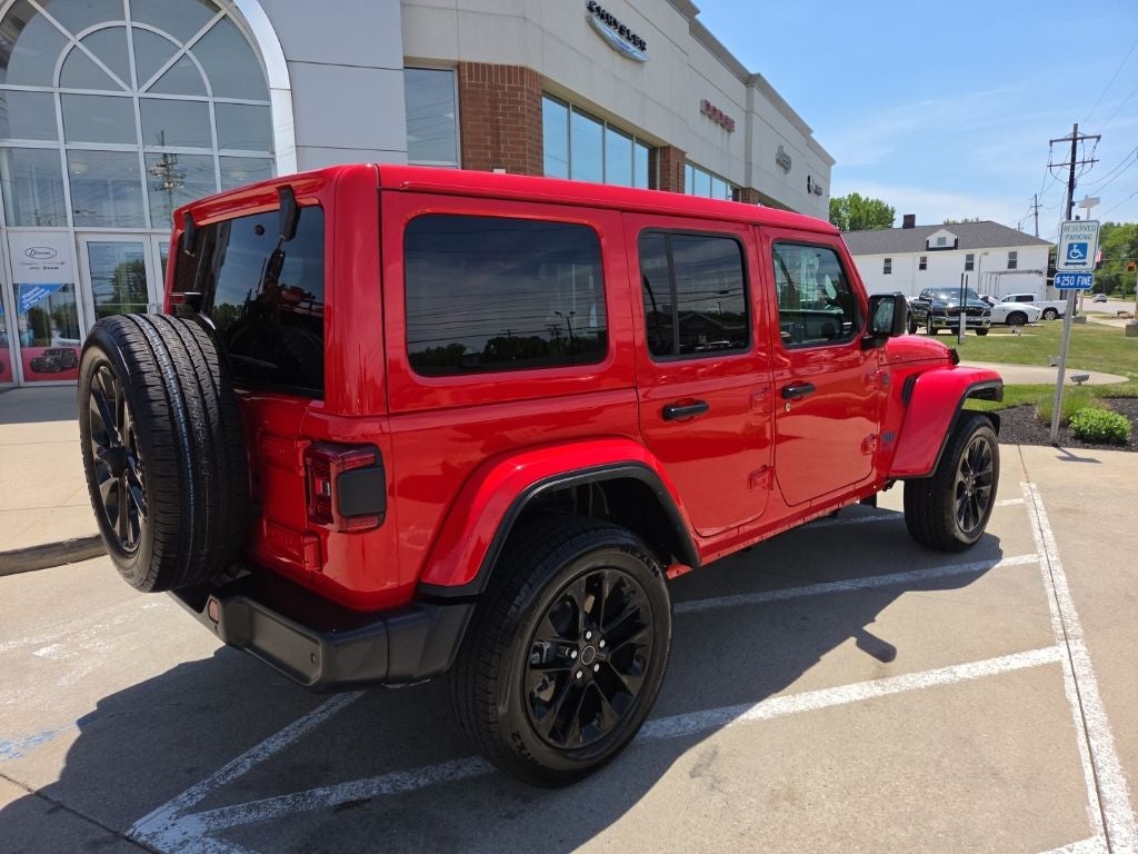 2025 Jeep Wrangler Sahara 4xe