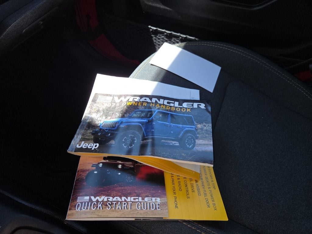 2025 Jeep Wrangler Sahara 4xe