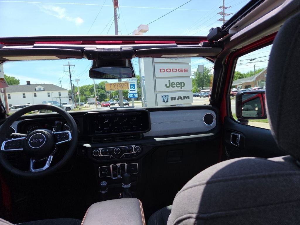 2025 Jeep Wrangler Sahara 4xe