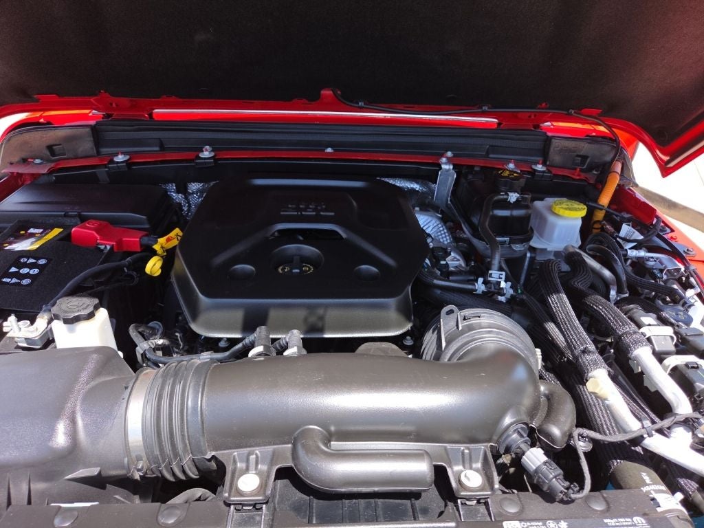 2025 Jeep Wrangler Sahara 4xe