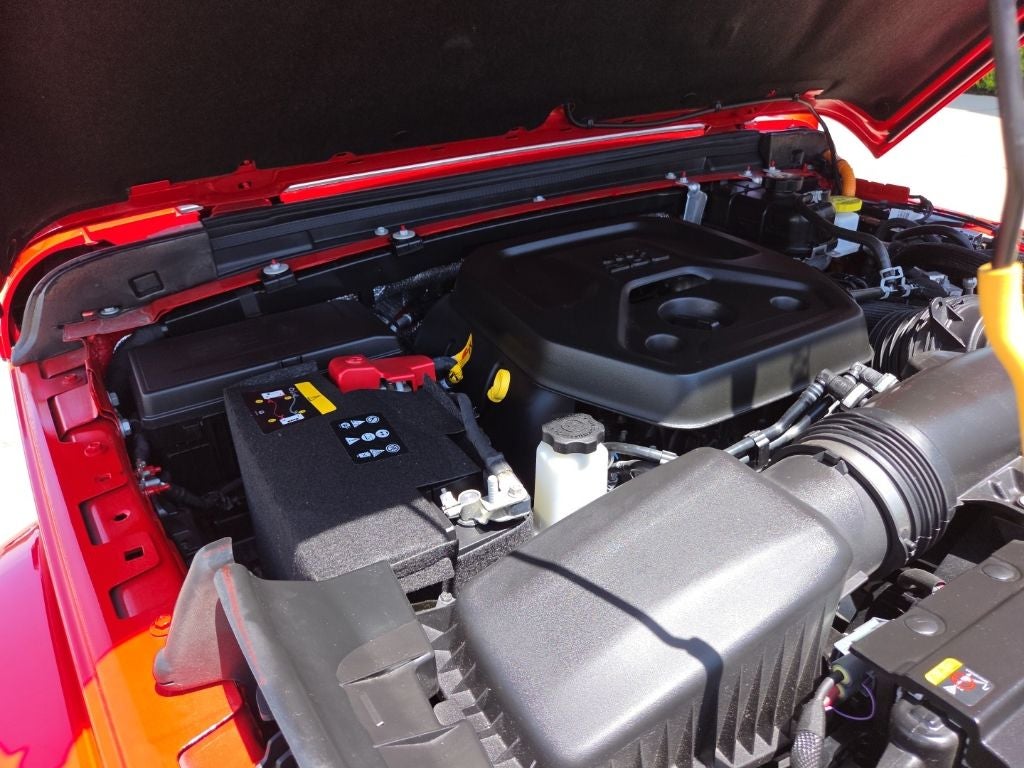2025 Jeep Wrangler Sahara 4xe
