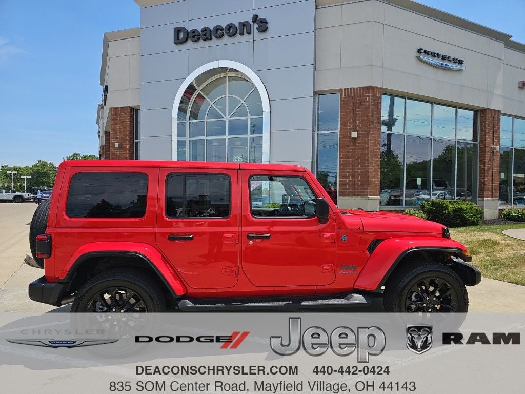 2025 Jeep Wrangler Sahara 4xe