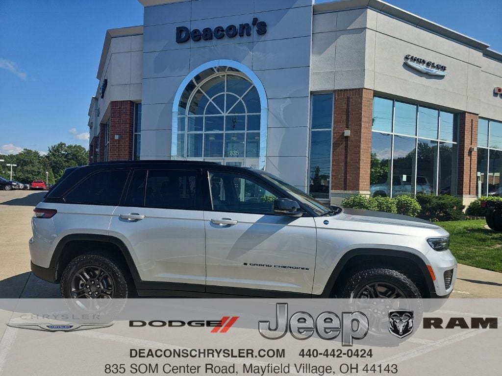2024 Jeep Grand Cherokee 4xe Trailhawk