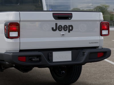 2026 Jeep Gladiator GLADIATOR SAHARA 4X4